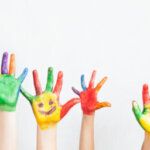 Zoomで挙手！「手を挙げる」ジェスチャー機能とリアクション自動認識の設定と活用方法